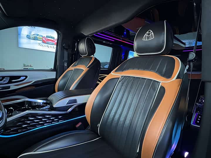 Фото 8 - Mercedes-Benz Vito