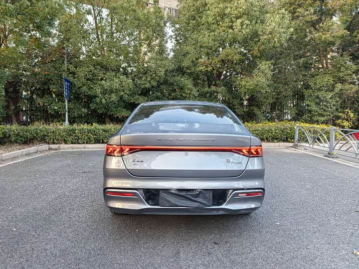 Фото 6 - BYD Qin Plus