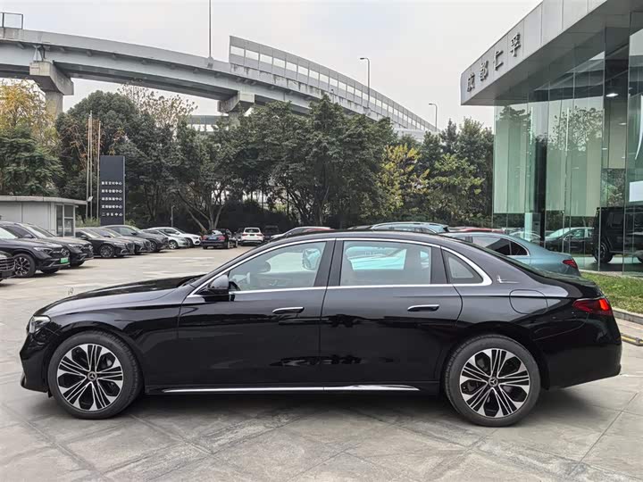 Фото 5 - Mercedes-Benz E-Class Hybrid