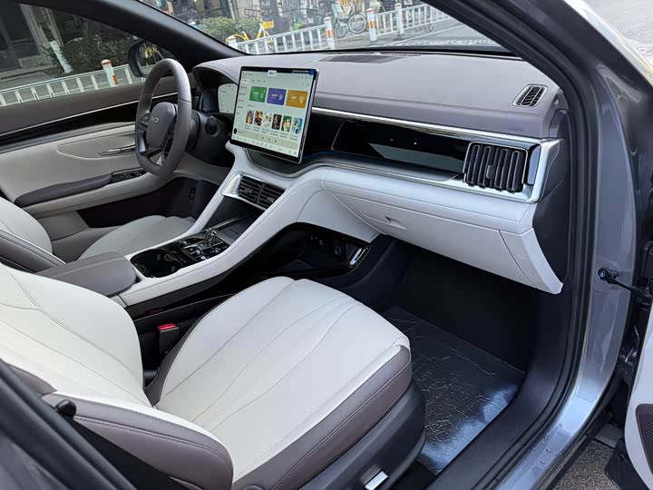 Фото 8 - BYD Song Plus Hybrid/EV