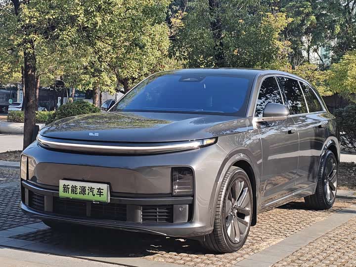 Фото 1 - LiXiang L7