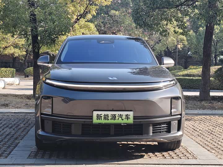 Фото 2 - LiXiang L7