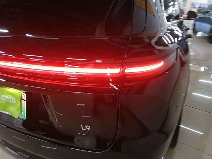 Фото 8 - LiXiang L9