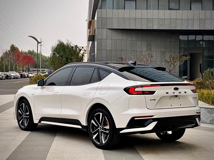 Фото 7 - Ford Mondeo Sport (Evos)