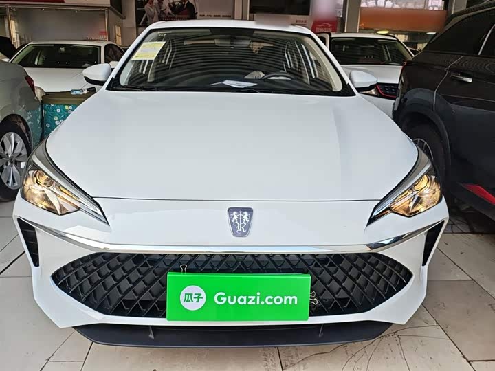 Фото 3 - Roewe i5