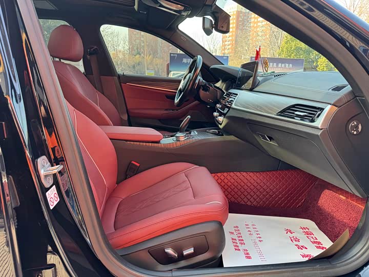 Фото 7 - BMW 5 Series