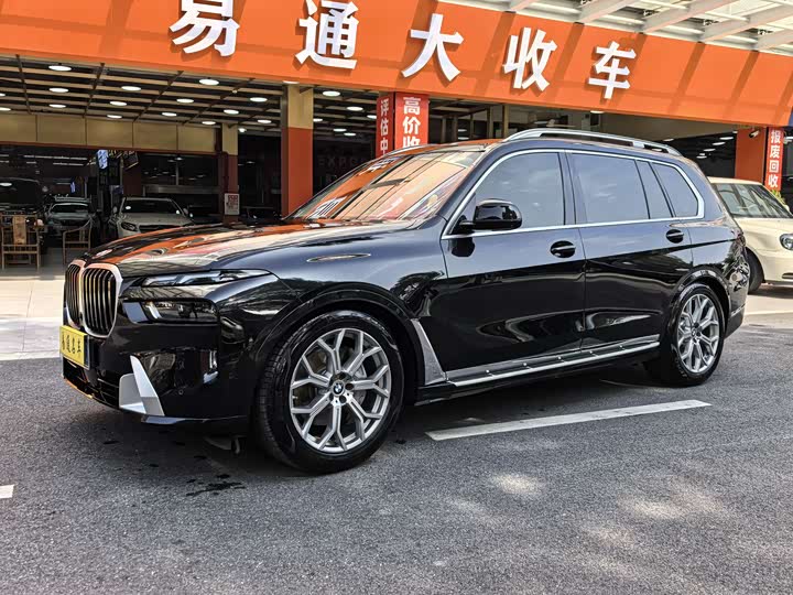 Фото 1 - BMW X7