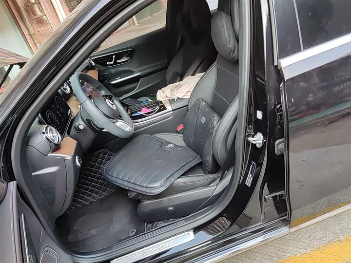 Фото 8 - Mercedes-Benz C-Class