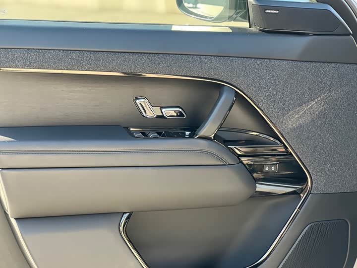 Фото 7 - Land Rover Range Rover Sport