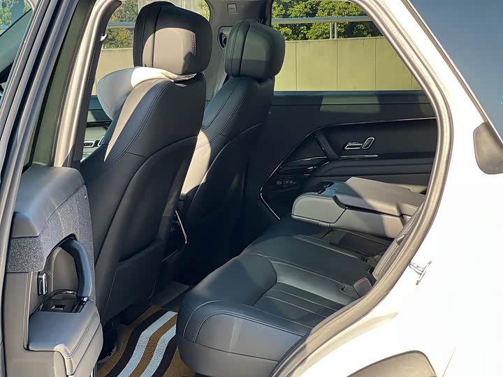 Фото 9 - Land Rover Range Rover Sport