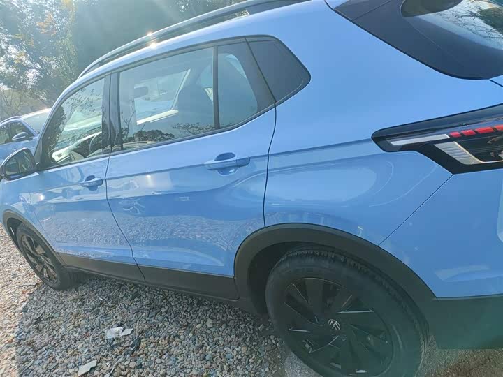 Фото 5 - Volkswagen Tharu