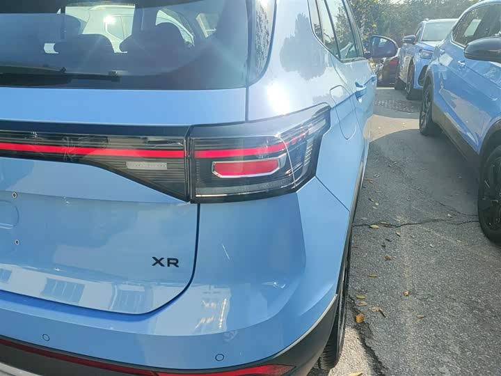 Фото 8 - Volkswagen Tharu