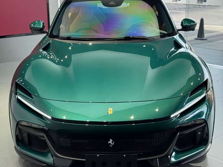 Фото 1 - Ferrari Purosangue
