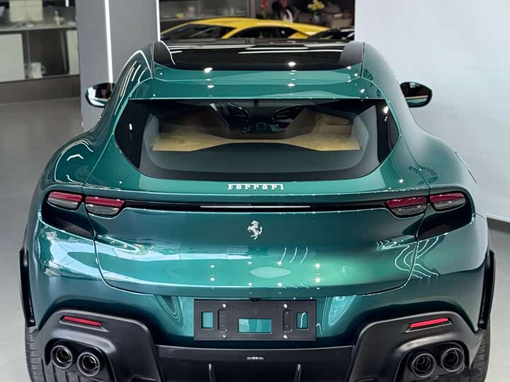 Фото 3 - Ferrari Purosangue