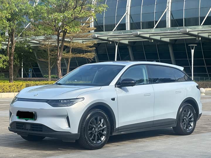 Фото 1 - Leapmotor C11