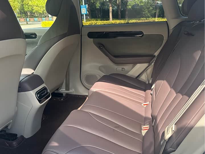 Фото 6 - Leapmotor C11