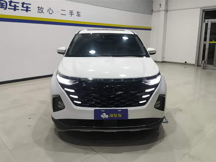 Фото 2 - Hyundai Custo