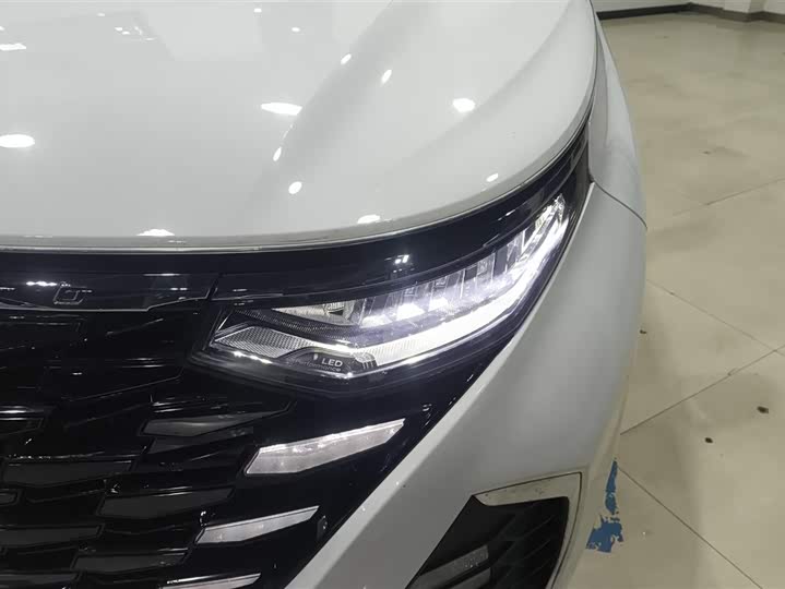 Фото 5 - Hyundai Custo