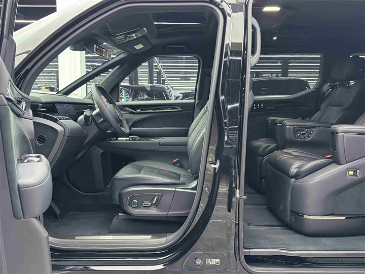 Фото 6 - Zeekr 009