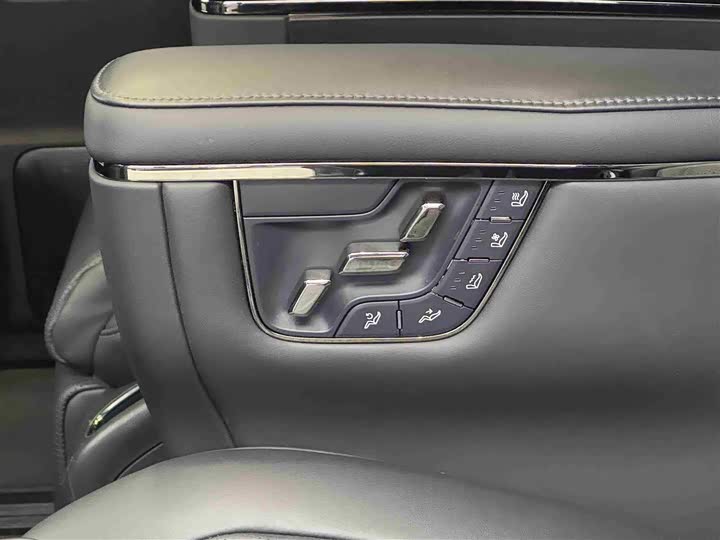 Фото 8 - Zeekr 009