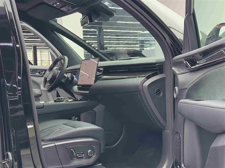 Фото 9 - Zeekr 009