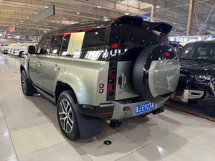 Фото 7 - Land Rover Defender