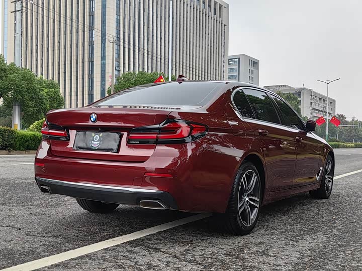 Фото 4 - BMW 5 Series