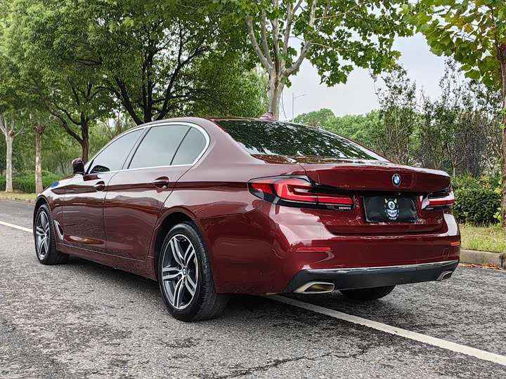 Фото 6 - BMW 5 Series