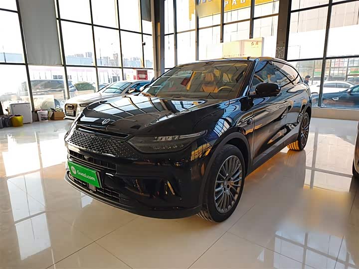 Фото 1 - Leapmotor C11