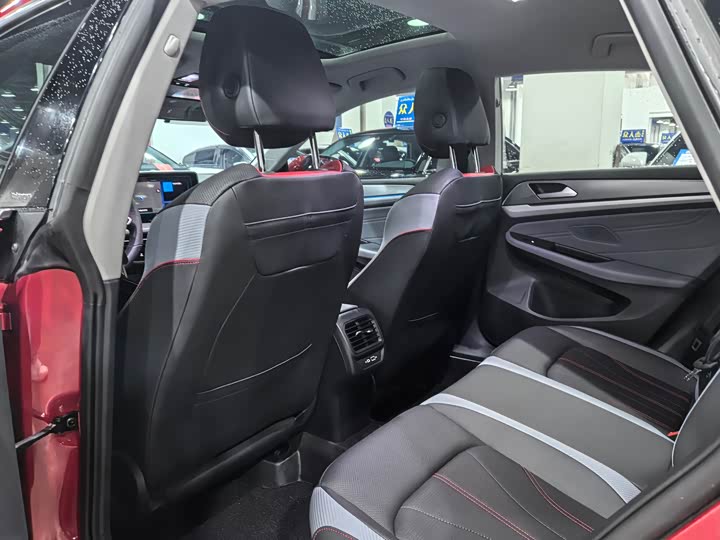 Фото 8 - Volkswagen Lamando L