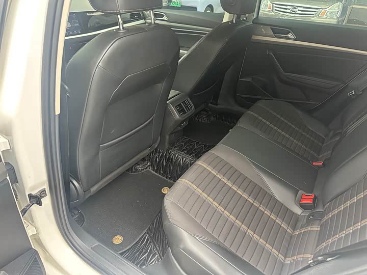 Фото 5 - Volkswagen Lavida