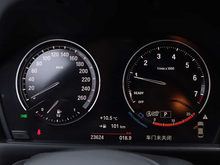 Фото 4 - BMW 1 Series