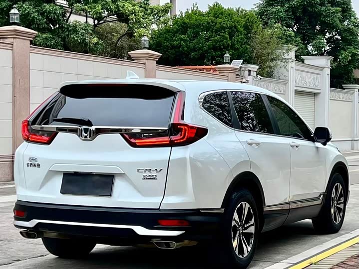 Фото 4 - Honda CR-V