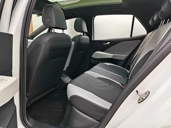 Фото 8 - Volkswagen ID.3