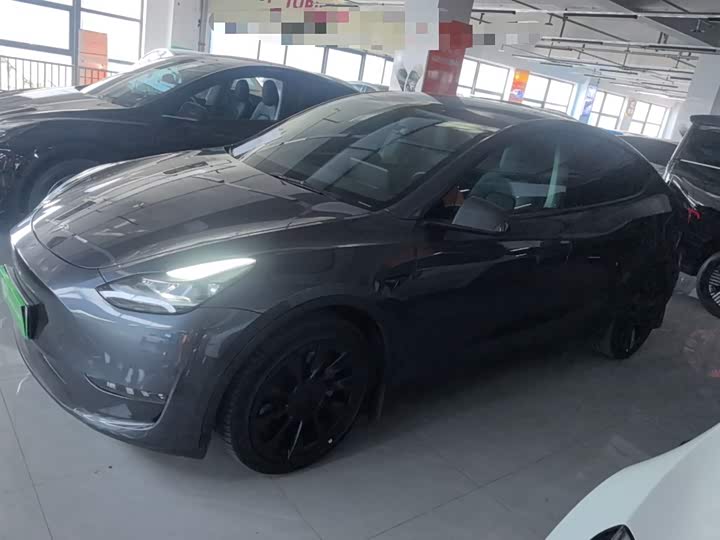 Фото 5 - Tesla Model Y