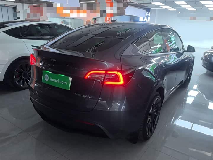 Фото 7 - Tesla Model Y