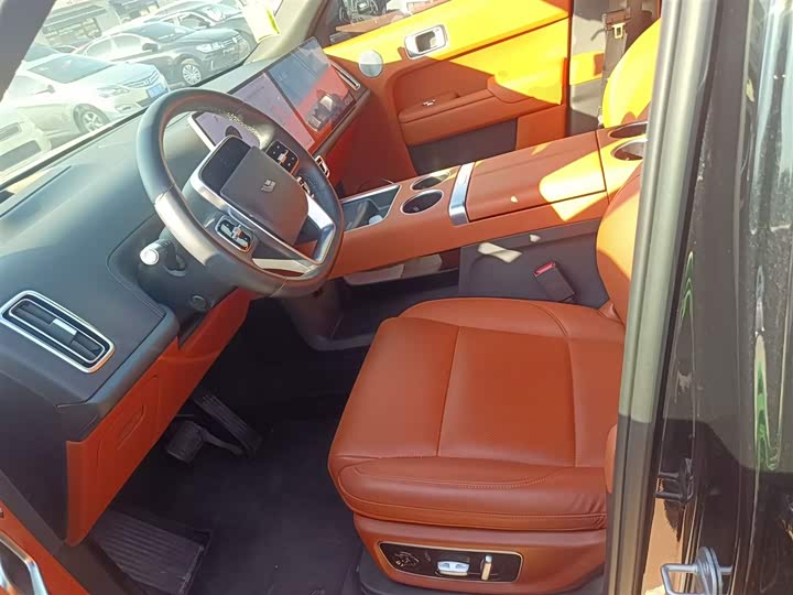 Фото 7 - LiXiang L8