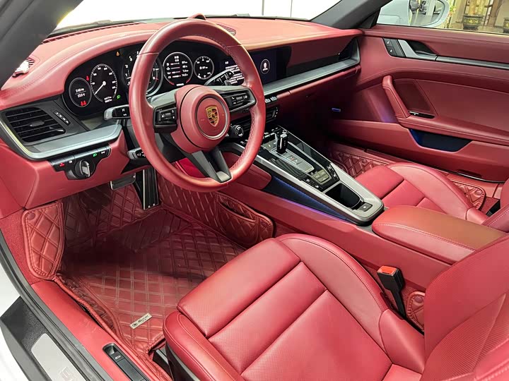 Фото 4 - Porsche 911