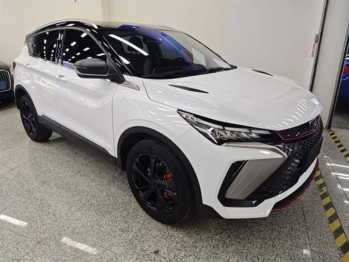 Фото 4 - Geely Coolray