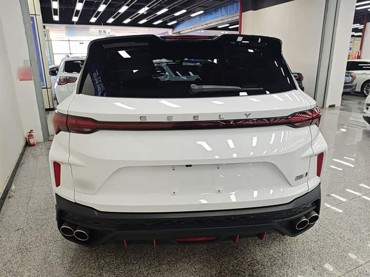 Фото 6 - Geely Coolray