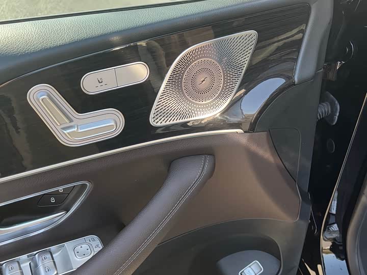 Фото 6 - Mercedes-Benz GLE-Class