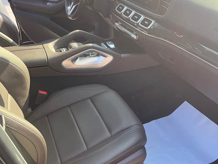 Фото 8 - Mercedes-Benz GLE-Class