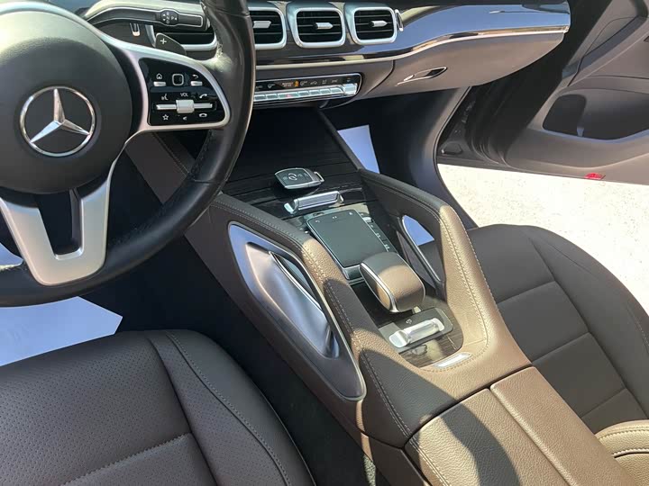 Фото 9 - Mercedes-Benz GLE-Class