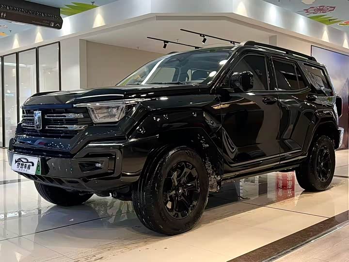 Фото 1 - Tank 400 Hybrid