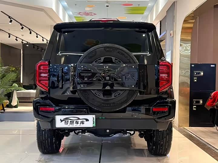 Фото 8 - Tank 400 Hybrid