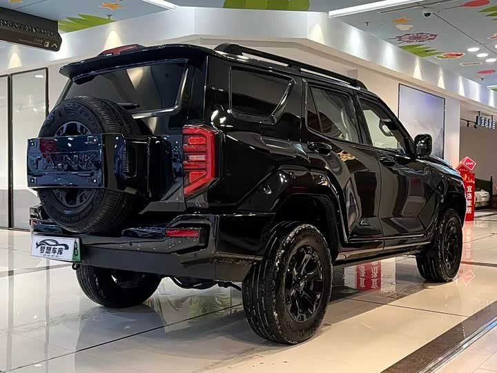 Фото 9 - Tank 400 Hybrid