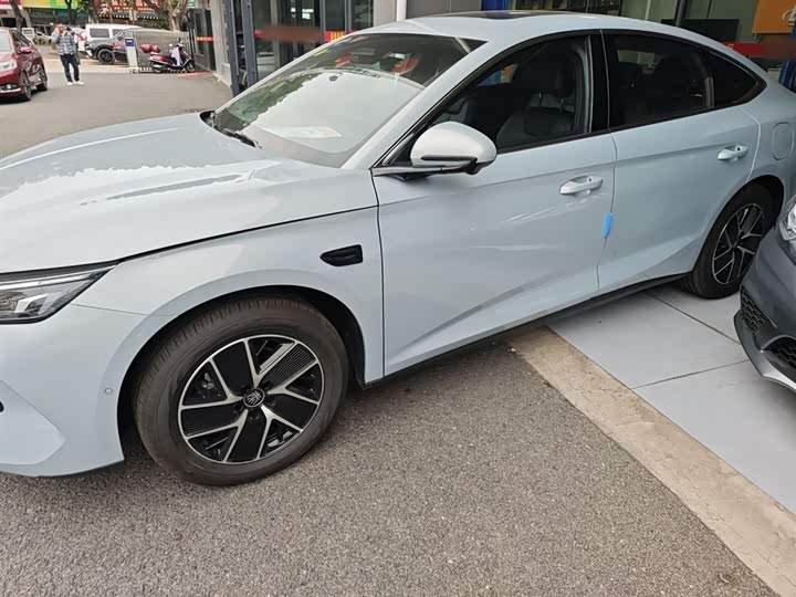 Фото 5 - BYD Qin L