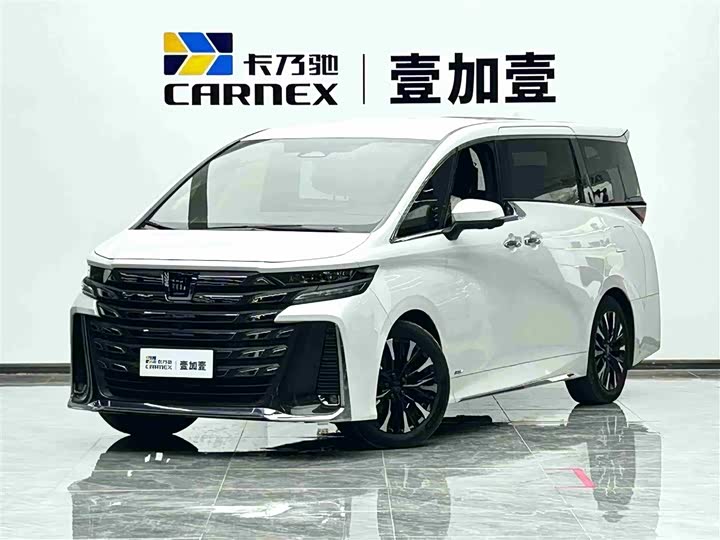 Фото 1 - Toyota Vellfire