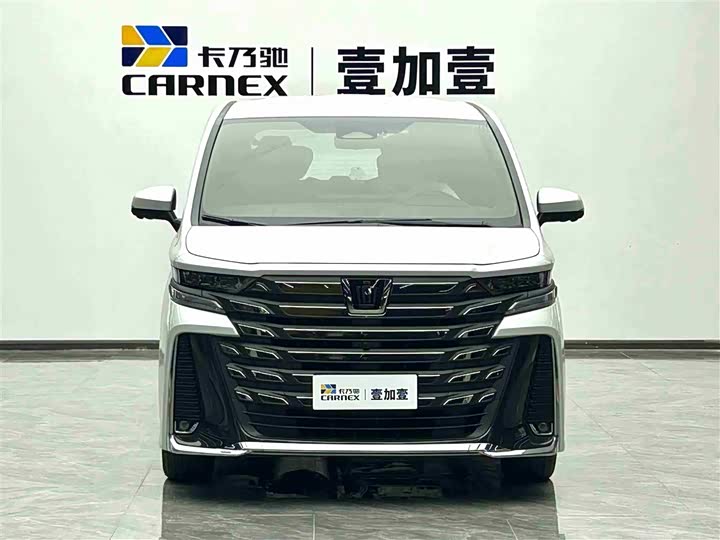 Фото 2 - Toyota Vellfire