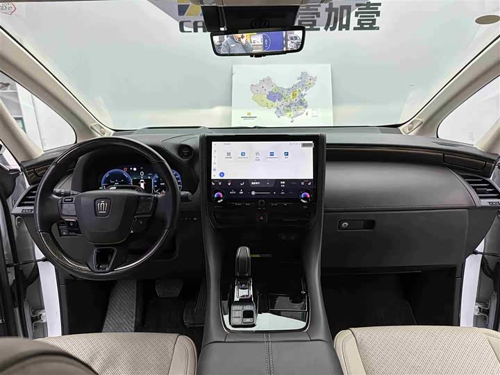 Фото 9 - Toyota Vellfire